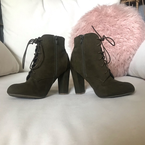 BAMBOO Shoes - Bamboo Olive Green Booties BAMBOO Shoes - Bamboo Olive Green Booties